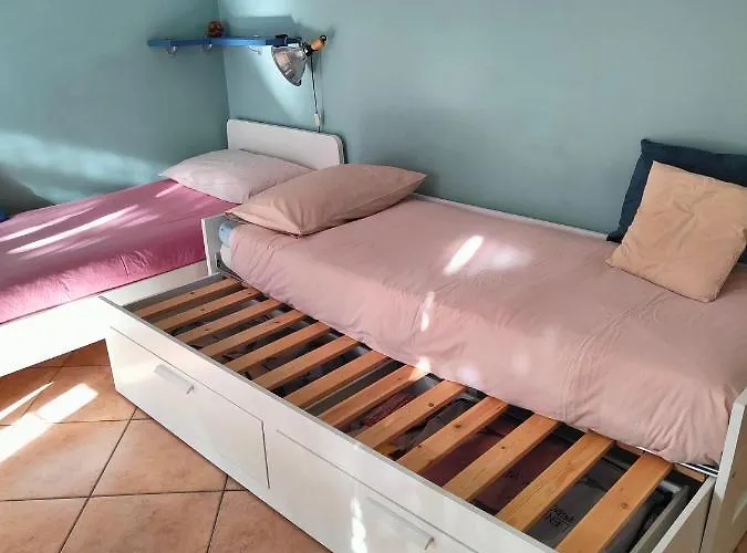 Daire Lovely Gazebo *